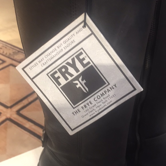 FRYE Carmen Inside Zip - Picture 2 of 5